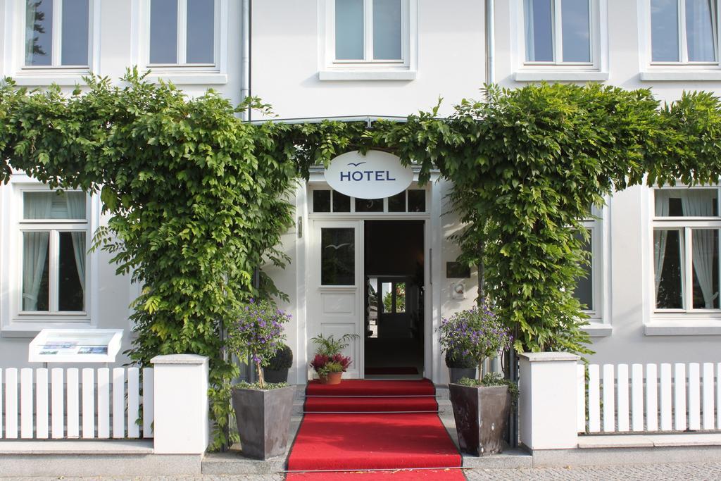 Hotel Seemoewe Grömitz Стая снимка